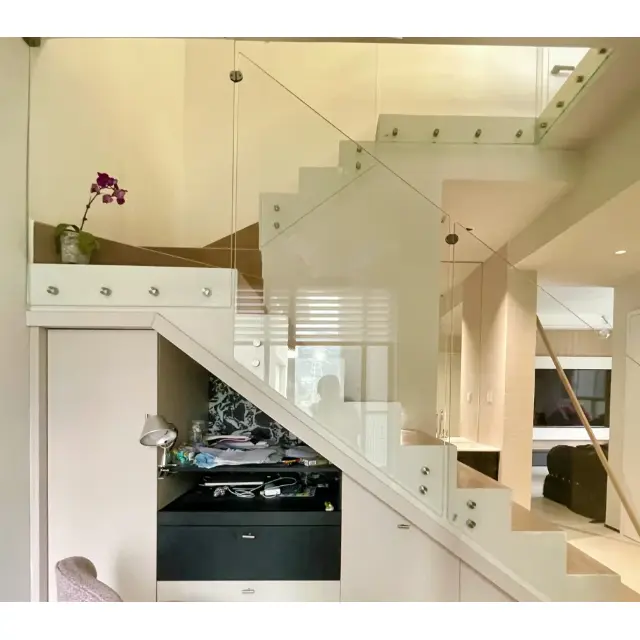 Fúrt üveg korlátokhoz